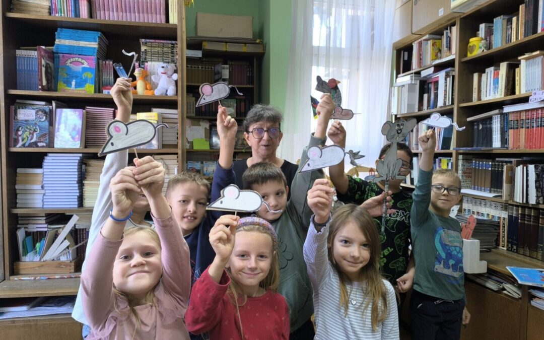 Miš i drugašići kod tete knjižničarke